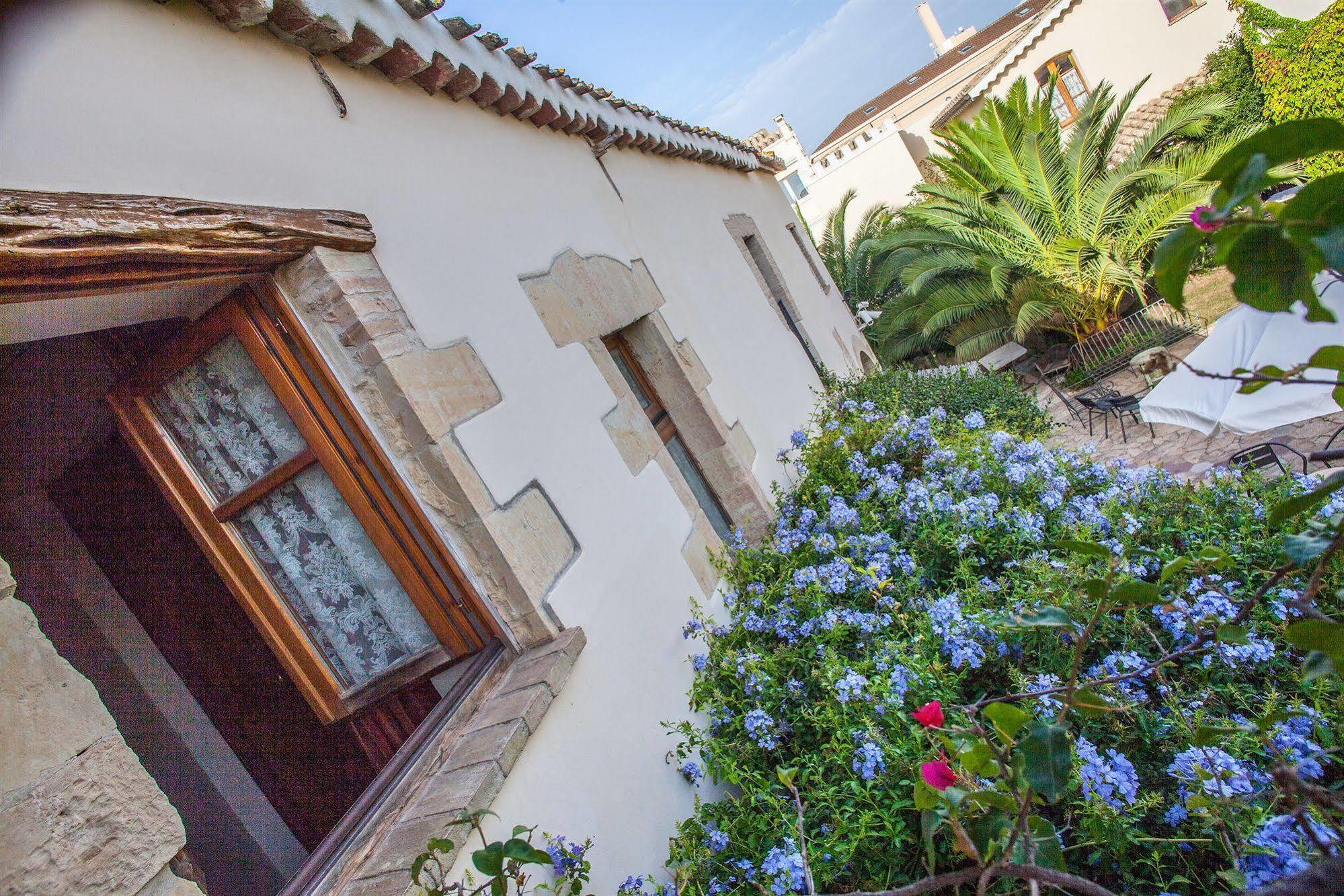 Corte Cristina & Suites Quartucciu Bagian luar foto